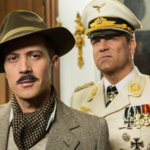 Fotoğraf Barnaby Metschurat