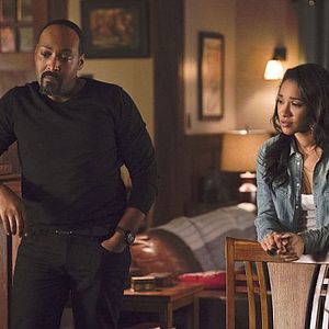 Fotoğraf Candice Patton