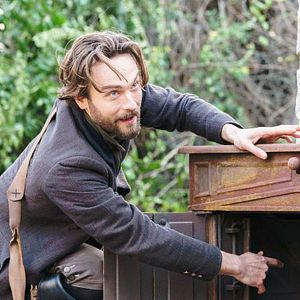 Fotoğraf Tom Mison