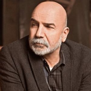 Fotoğraf Altan Gördüm