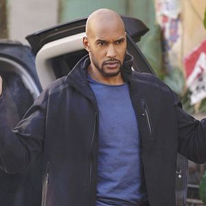 Fotoğraf Henry Simmons