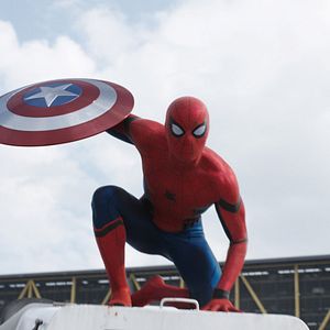 Fotoğraf Tom Holland