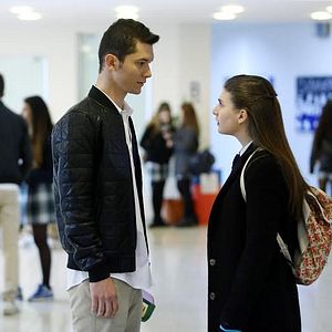 Fotoğraf Kırgın Çiçekler