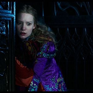 Fotoğraf Alis Harikalar Diyarında 2 - Aynanın İçinden