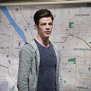 Fotoğraf Grant Gustin