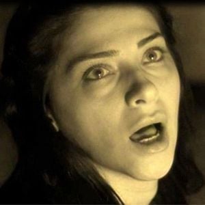 Fotoğraf İfrit'in Diyeti: Cinnia