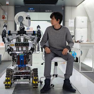 Fotoğraf Asa Butterfield