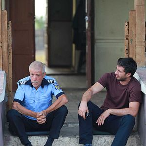 Fotoğraf Dragos Bucur