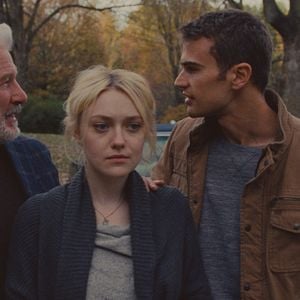 Fotoğraf Theo James