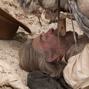 Fotoğraf Bone Tomahawk
