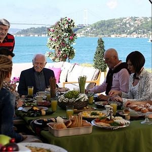 Fotoğraf Aşk Yalanı Sever