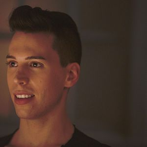 Fotoğraf Jordan Gavaris