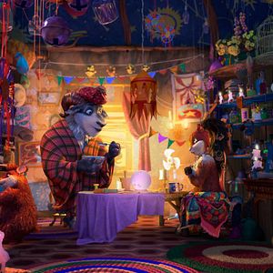 Fotoğraf Kuzular Kurtlara Karşı