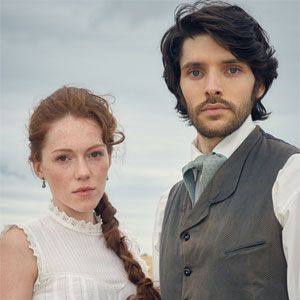 Fotoğraf The Living and the Dead