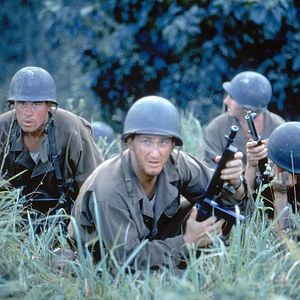 Fotoğraf İnce Kırmızı Hat