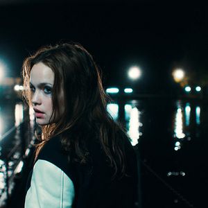 Fotoğraf Emilia Schüle