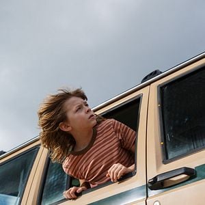 Fotoğraf Oakes Fegley