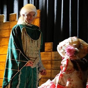 Fotoğraf Kırgın Çiçekler