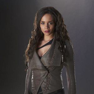 Fotoğraf Hannah John-Kamen