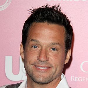 Fotoğraf Josh Hopkins