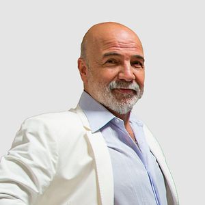 Fotoğraf Altan Gördüm