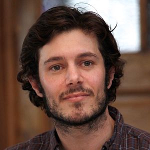 Fotoğraf Adam Brody