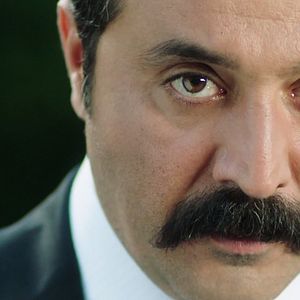 Fotoğraf Bana Sevmeyi Anlat