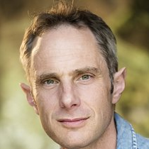 Fotoğraf Adrian Annis