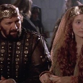 Fotoğraf Avalon’un Sisleri