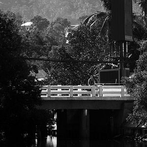 Fotoğraf Ang Babaeng Humayo