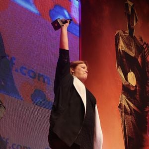 Fotoğraf Yağmurlarda Yıkansam