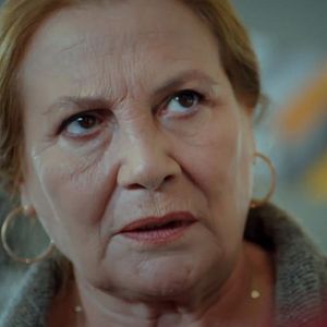 Fotoğraf Yüksek Sosyete