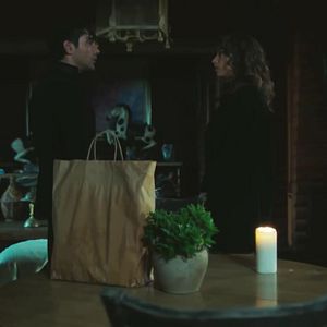 Fotoğraf Bana Sevmeyi Anlat