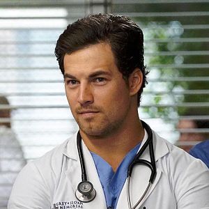 Fotoğraf Giacomo Gianniotti