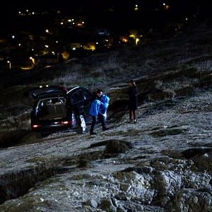 Fotoğraf Kırgın Çiçekler