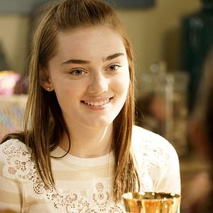 Fotoğraf Meg Donnelly