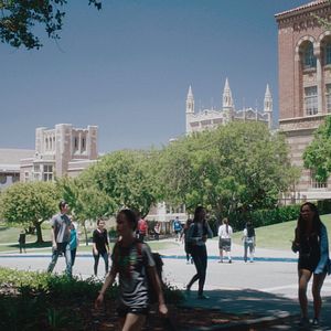 Fotoğraf Lo And Behold, Reveries Of The Connected World