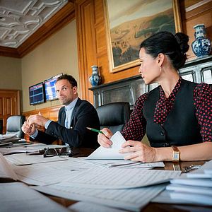 Fotoğraf Jonny Lee Miller