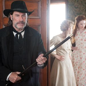 Fotoğraf In A Valley Of Violence