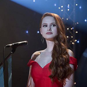 Fotoğraf Madelaine Petsch