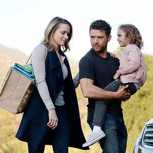 Fotoğraf Shantel VanSanten