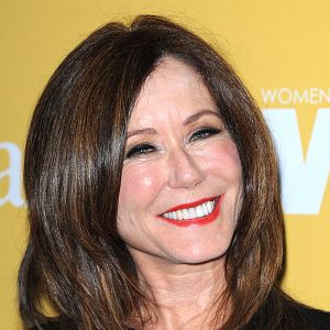 Fotoğraf Mary McDonnell
