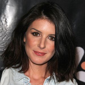 Fotoğraf Shenae Grimes-Beech