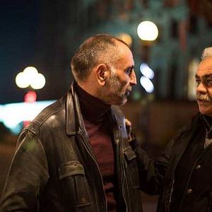 Fotoğraf Bu Şehir Arkandan Gelecek