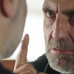 Fotoğraf Bu Şehir Arkandan Gelecek