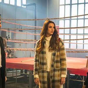 Fotoğraf Bu Şehir Arkandan Gelecek