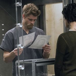 Fotoğraf Luke Mitchell