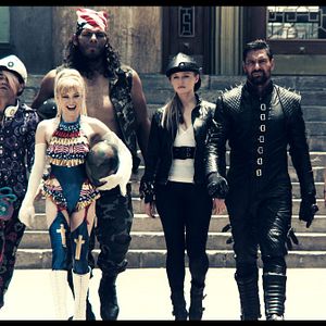 Fotoğraf Manu Bennett