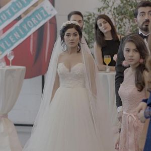 Fotoğraf Seviyor Sevmiyor