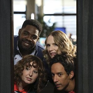 Fotoğraf Danny Pudi